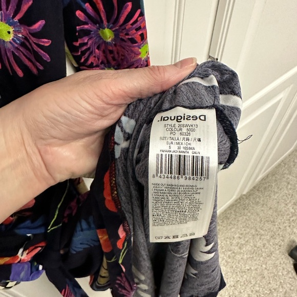 NWT DESIGUAL DRESS- Dark Blue Floral Size-Small - Picture 6 of 6